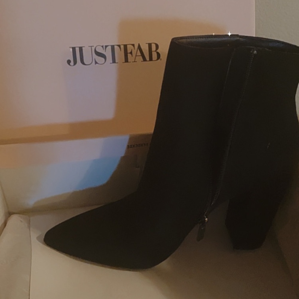 Pointed-Toe Booties